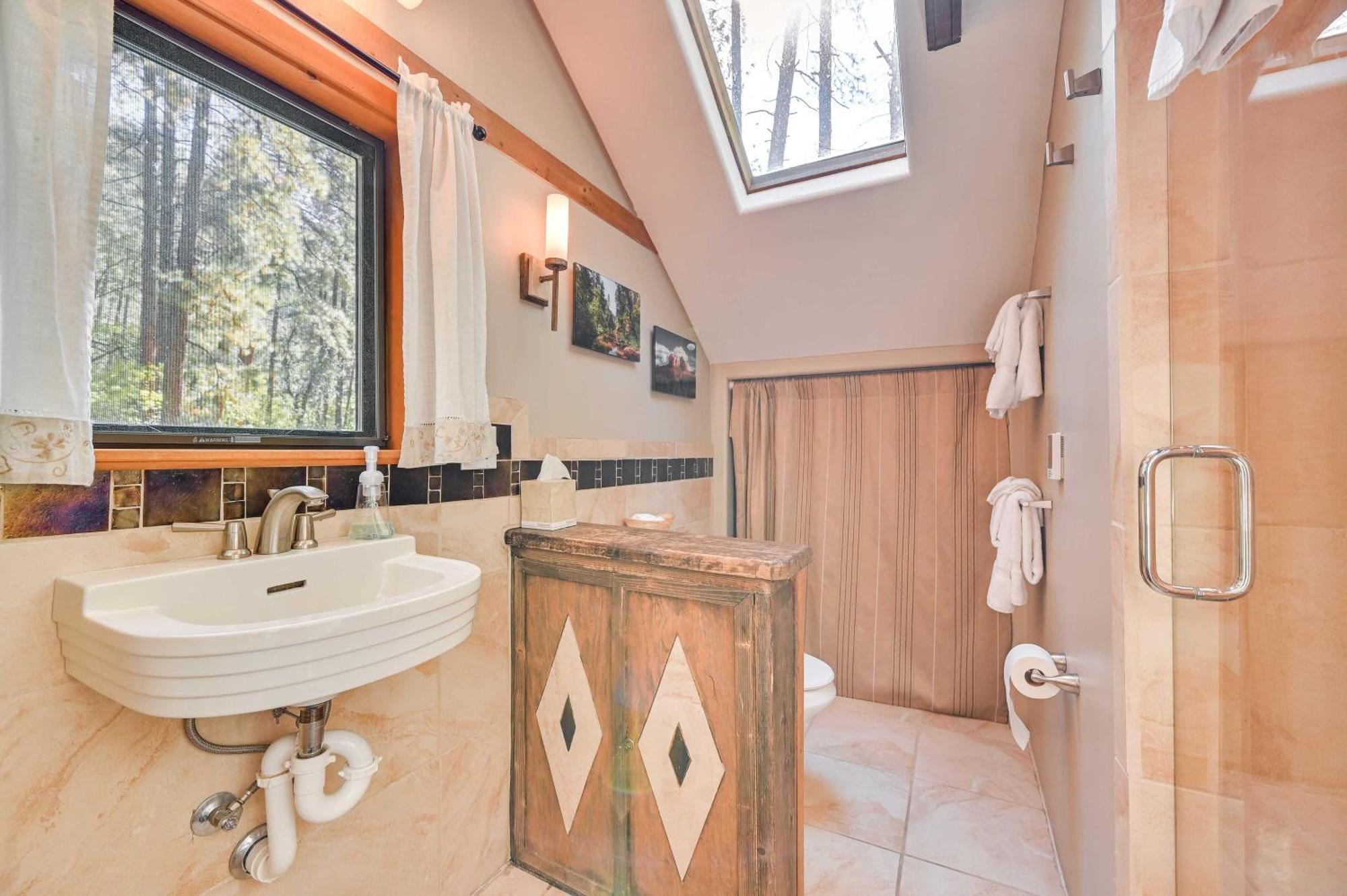Peaceful Sedona Retreat With Patio And Mtn Views! Apartment Luaran gambar