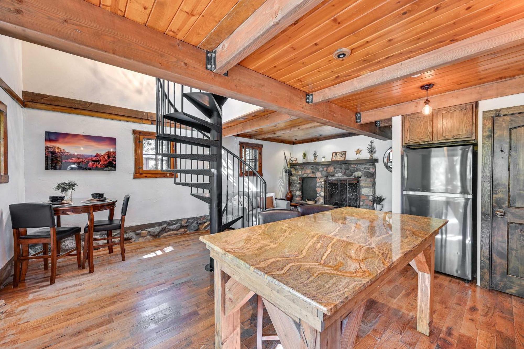 Peaceful Sedona Retreat With Patio And Mtn Views! Apartment Luaran gambar